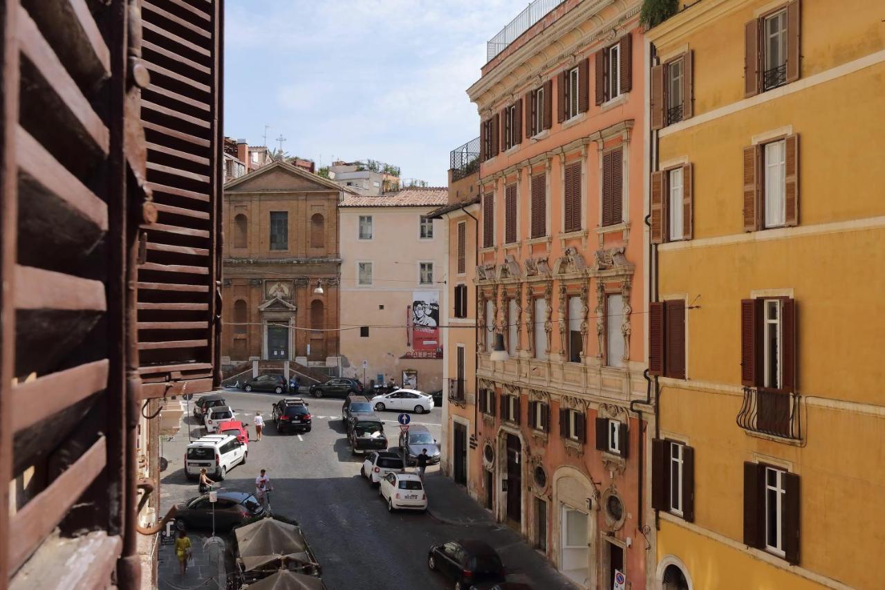 Piazza Di Spagna Domus Рим Экстерьер фото
